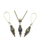 Women’s vintage jewellery sets – Handmade in Anjou